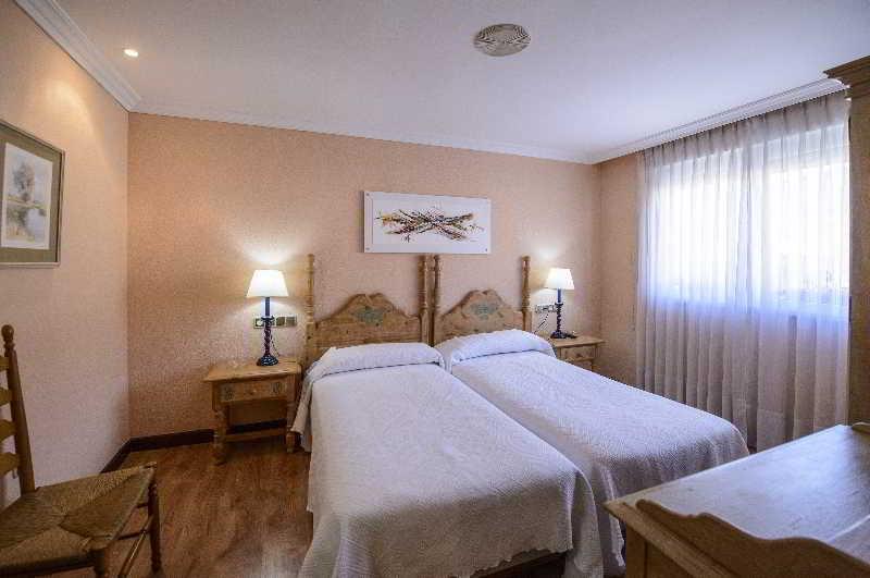 Hotel Rio Cea Puente Almuhey 외부 사진